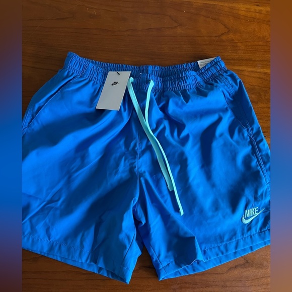 Nike Sportswear Woven Flow Shorts Men's Blue new with tags DR5678-403 - Picture 3 of 5